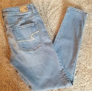 American Eagle Hi-Rise Jegging